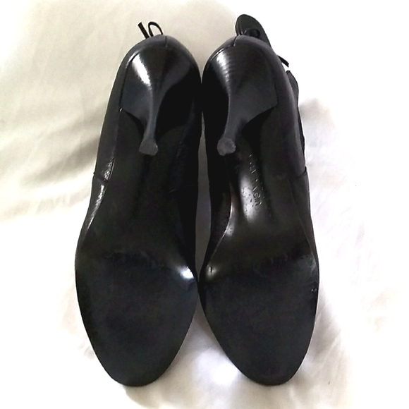 Calvin Klein Hannah Blk Leather Wrap-around Tie Flared Top Heeled Booties - Picture 8 of 16